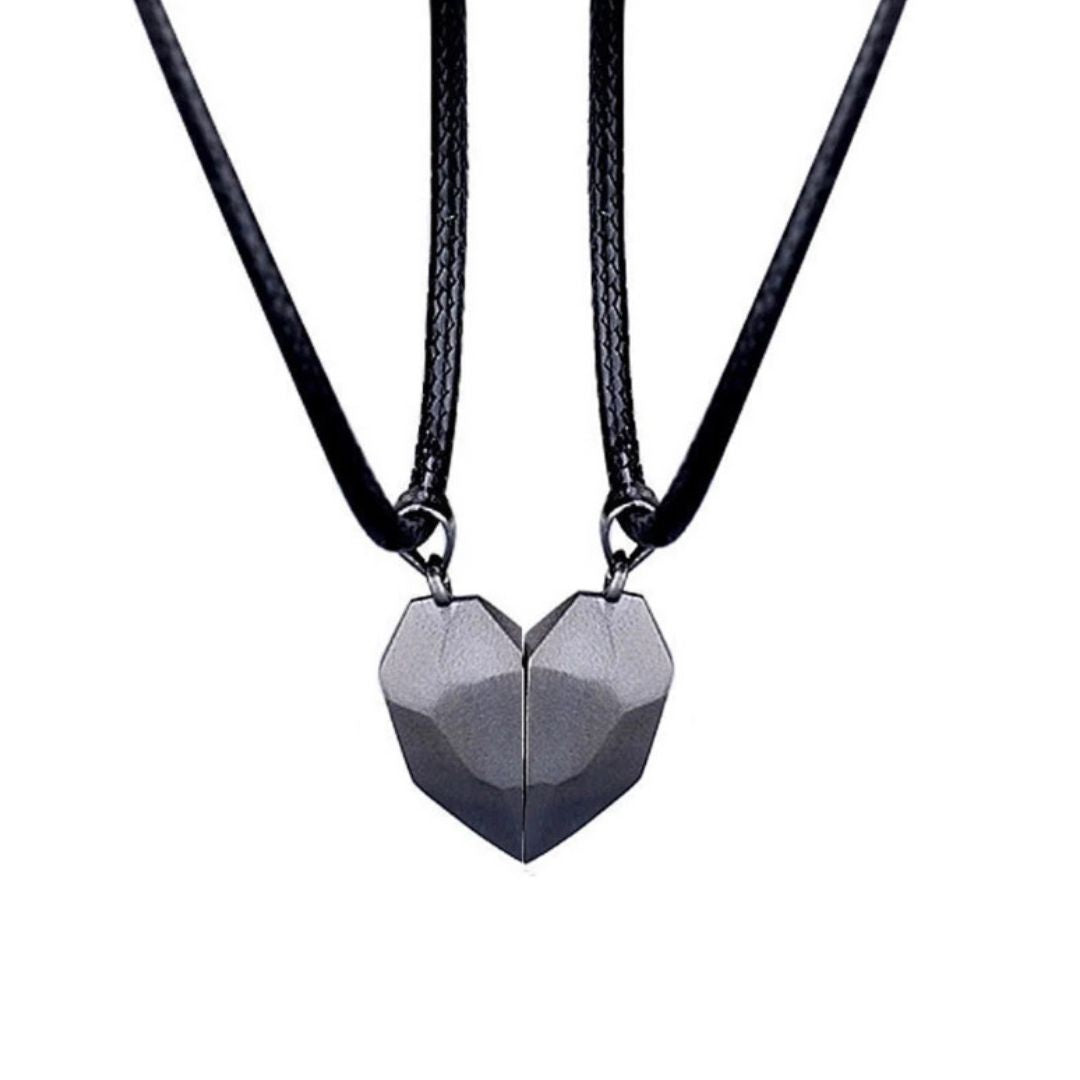 Magnetic Heart Necklace Set